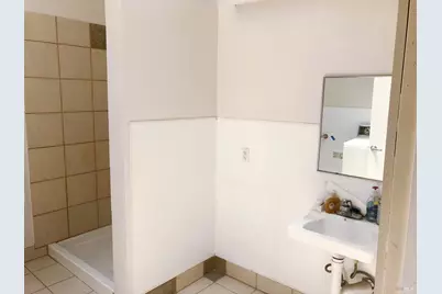 5230 E 12th Street, Oakland, CA 94601 - Photo 4