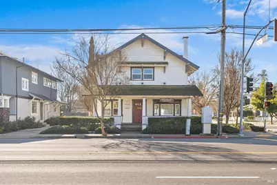 700 College Avenue, Santa Rosa, CA 95404 - Photo 1
