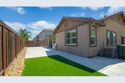 761 Razorbill Street, Vacaville, CA 95688 - Photo 26