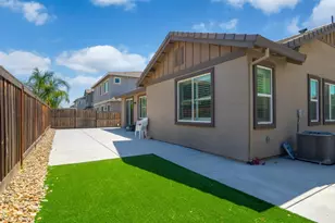 761 Razorbill St, Vacaville, CA 95688 - Photo 26