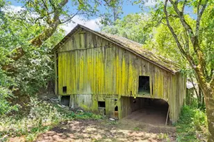 2400 Nelligan Rd, Glen Ellen, CA 95442 - Photo 34