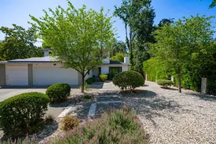 613 Harvest Ln, Saint Helena, CA 94574 - Photo 2
