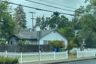 1209 Stockton St, Saint Helena, CA 94574 - Photo 1