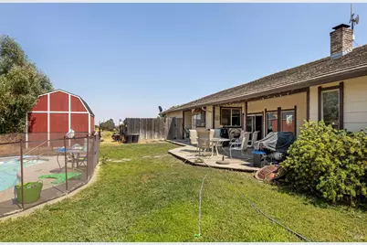 4043 Norman Court, Vacaville, CA 95688 - Photo 40