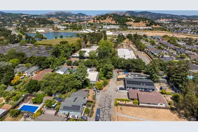 32 Roosevelt Avenue, San Rafael, CA 94903 - Photo 38