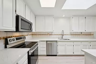 110 Calle Merlot, Sonoma, CA 95476 - Photo 18