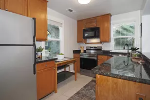32 Lovejoy Way, Novato, CA 94949 - Photo 8