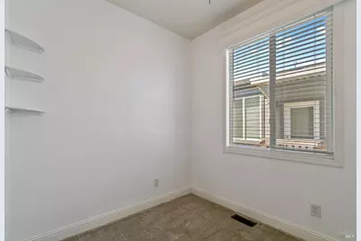 1161 Benicia Road #18, Vallejo, CA 94591 - Photo 14