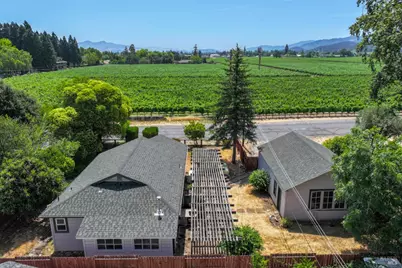 1388 Sulphur Springs Avenue, Saint Helena, CA 94574 - Photo 2