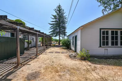 1388 Sulphur Springs Avenue, Saint Helena, CA 94574 - Photo 20