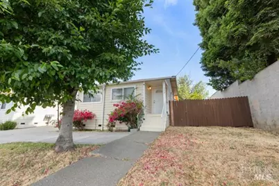 152 Idora Avenue, Vallejo, CA 94591 - Photo 2