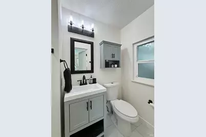 2300 W Park Avenue, Napa, CA 94558 - Photo 26