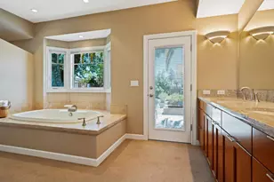 914 Santa Dorotea Cir, Rohnert Park, CA 94928 - Photo 24