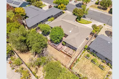 3479 Meadowbrook Drive, Napa, CA 94558 - Photo 36