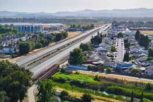 906 Trumpeter Ct, Suisun City, CA 94585 - Photo 54