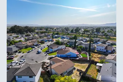 906 Trumpeter Court, Suisun City, CA 94585 - Photo 48