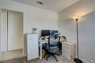 906 Trumpeter Ct, Suisun City, CA 94585 - Photo 20