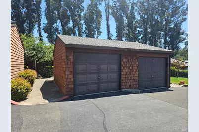 206 Indian Creek Drive, Santa Rosa, CA 95409 - Photo 2