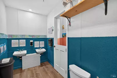 530 N Cloverdale Boulevard, Cloverdale, CA 95425 - Photo 18