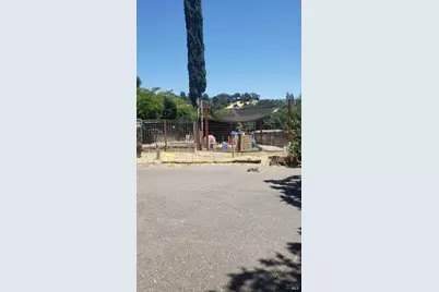 530 N Cloverdale Boulevard, Cloverdale, CA 95425 - Photo 10