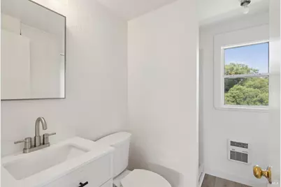 11150 Sir Francis Drake Boulevard, Point Reyes Station, CA 94956 - Photo 16