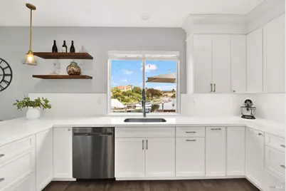 90 S Newport Drive, Napa, CA 94559 - Photo 14