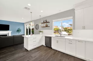 90 S Newport Dr, Napa, CA 94559 - Photo 18
