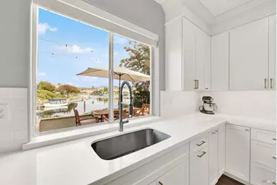 90 S Newport Drive, Napa, CA 94559 - Photo 24