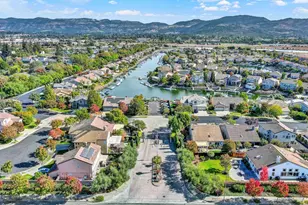 90 S Newport Dr, Napa, CA 94559 - Photo 52