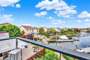 90 S Newport Dr, Napa, CA 94559 - Photo 44