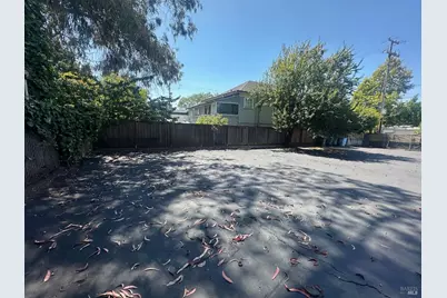 1050 Allston Way, Berkeley, CA 94710 - Photo 10