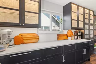 1711 Capistrano Dr, Petaluma, CA 94954 - Photo 10