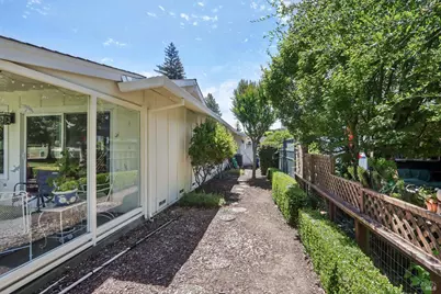322 Mockingbird Circle, Santa Rosa, CA 95409 - Photo 42