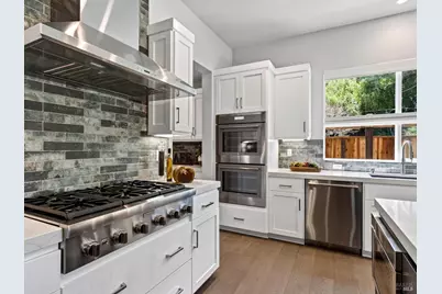 100 Waterstone Court, Napa, CA 94558 - Photo 10