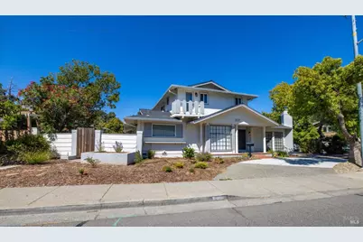 569 Alamo Drive, Vacaville, CA 95688 - Photo 2