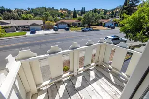 569 Alamo Dr, Vacaville, CA 95688 - Photo 32