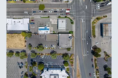 1125 W Steele Lane, Santa Rosa, CA 95403 - Photo 14