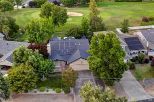 19450 Mountain Meadow, Hidden Valley Lake, CA 95467 - Photo 4