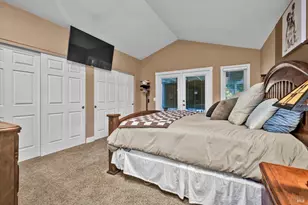 19450 Mountain Meadow, Hidden Valley Lake, CA 95467 - Photo 18