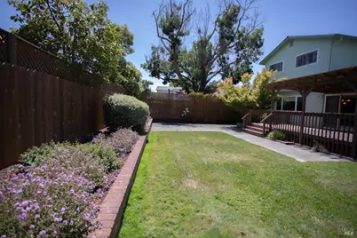 1688 Kearny Court, Petaluma, CA 94954 - Photo 36