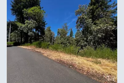 17599 Woods Avenue, Guerneville, CA 95446 - Photo 6