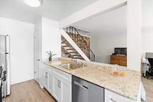 1967 Southwood Dr, Vacaville, CA 95687 - Photo 8