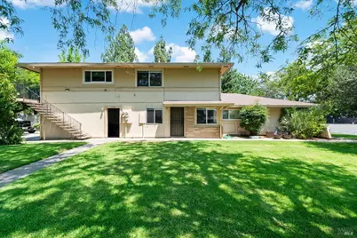 1967 Southwood Drive #2, Vacaville, CA 95687 - Photo 2