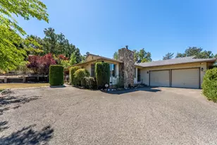 641 Blue Oak Dr, Ukiah, CA 95482 - Photo 2