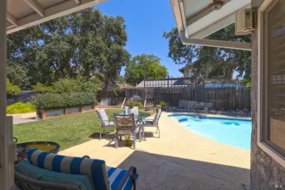 185 Salinas Drive, Vacaville, CA 95688 - Photo 26