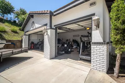 4859 Ridge Point Way, Jurupa Valley, CA 92509 - Photo 38