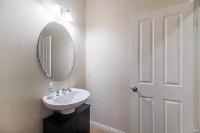 4859 Ridge Point Way, Jurupa Valley, CA 92509 - Photo 16