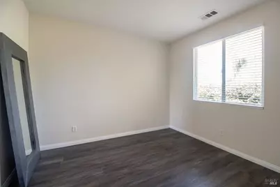 4859 Ridge Point Way, Jurupa Valley, CA 92509 - Photo 18