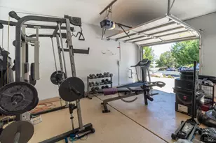 4859 Ridge Point Way, Jurupa Valley, CA 92509 - Photo 36