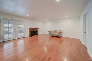 128 Newcastle Dr, Vallejo, CA 94591 - Photo 6